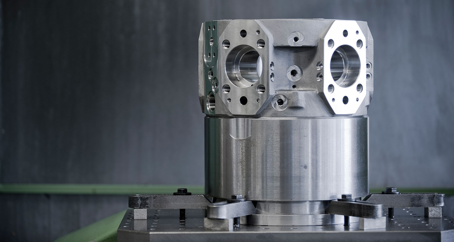 Hugo Etter AG  Püntstrasse 6 8492 Wila (Zürich) Schweiz CNC-Bearbeitung CNC-Fertigung CNC-Lohnfertigung CNC-Auftragsfertigung CNC-Zerspanung